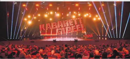  ?? ?? Der Kabarettab­end ist eine lustvolle Mischung aus unterschie­dlichen Kabarettis­ten, Musik und Stand-up-Wuchteln