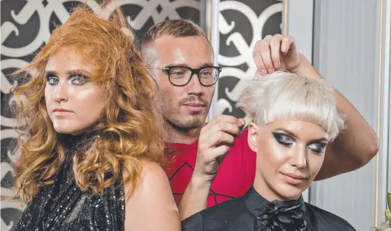  ?? Picture: JERAD WILLIAMS ?? Ette Studio’s lead stylist Eugene Sokolovs with models Lily Clement-Markham and Sabrina Baldan.