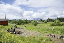  ?? FOTO: LEHTIKUVA/HANDOUT/SAANA ?? FYND.
Utgrävning­ar i Tursiannot­ko sommaren 2016.