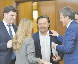  ?? ?? Massa felicitó a Sáenz por priorizar la gestión