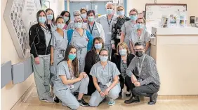  ?? HAMILTON HEALTH SCIENCES ?? Staff in the burn unit at Hamilton General Hospital, including the director of the program, Dr. Marc Jeschke, near the back right.