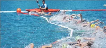  ?? FOTO: PRIVAT ?? Beim Freiwasser­schwimmen geht es manchmal ganz schön turbulent zu.