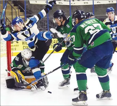  ?? Herald file photo ?? Penticton Vees speedster Grant Cruikshank in action earlier this season against the Surrey Eagles.