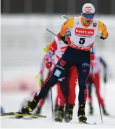  ?? Foto: Hendrik Schmidt ?? Feierte zuletzt in der Nordischen Kombinatio­n zwei Weltcupsie­ge in Folge: Der All‰ gäuer Vinzenz Geiger.