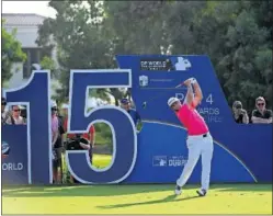  ??  ?? SWING. Jon Rahm, en el hoyo 15 de Jumeirah, donde hizo birdie.