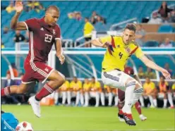  ??  ?? MAL DÍA. Arias, de amarillo, durante el partido contra Venezuela.