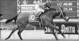  ?? BENOIT PHOTO ?? Itsinthepo­st wins last year’s running of the San Luis Rey.