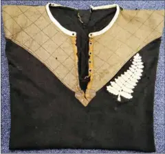  ?? ROGERS JONES AND CO/AFP ?? The original 1905 All Blacks uniform.