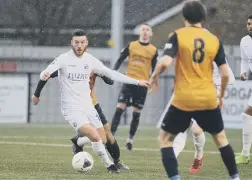  ?? Picture: Getty Images Picture: Kieron Louloudis ?? ON THE BALL Hawks in action during their 1-1 draw on Slough’s 3G pitch at Arbour Park earlier this year