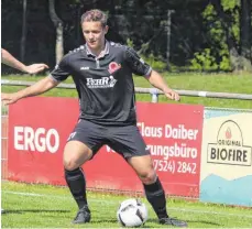  ?? FOTO: ALEXANDER TUTSCHNER ?? Linus Held und der TSV Berg empfangen in der zweiten Runde des WFVPokals den SSV Ehingen-Süd.