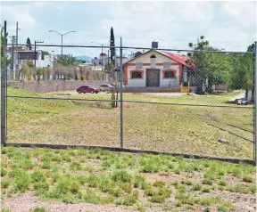  ??  ?? Uno de los terrenos que ofrecen los vecinos es el que está cerca del Conservato­rio