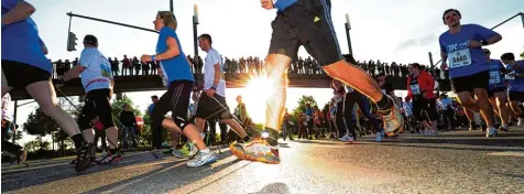  ?? Symbolfoto: Silvio Wyszengrad ?? Am 17. Mai werden rund 12000 Sportler zum Firmenlauf antreten.