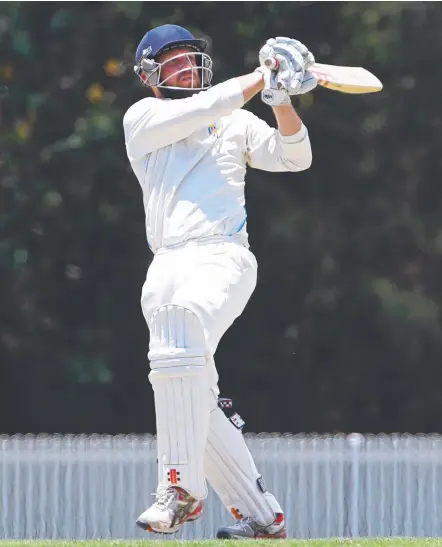  ??  ?? Gold Coast Dolphins batsman Kevin Chapman will return to Mudgeeraba Nerang next season as a player and skills coach.