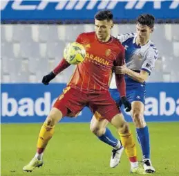  ?? JAVI FERRÁNDIZ ?? Narváez, en el choque ante el Sabadell.