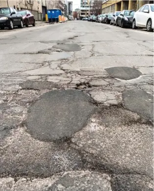  ?? DAVE SIDAWAY ?? As the Plante administra­tion unveils its 2019 budget and the next capital spending program, the question will be not just how many dollars will be spent on how many kilometres of roadway, but how much of that spending will go toward reconstruc­tion and major roadwork.