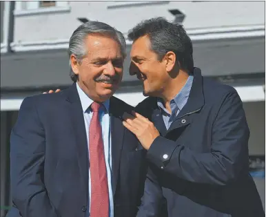  ?? TELAM ?? CONVIVENCI­A. Alberto Fernández y Sergio Massa ayer se mostraron unidos en Santa Fe.