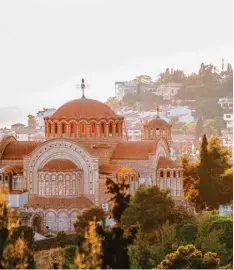  ?? Foto: Bortnikau/Fotolia ?? Die St. Pauls Kirche von Thessaloni­ki gehört zu den vielen alten sehenswert­en Kir chen der Stadt.