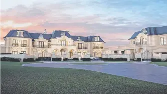  ??  ?? The mansion will sit on 3432sq m of riverfront land on Commodore Drive.