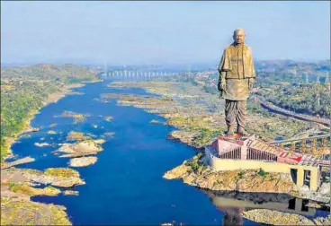  ?? PTI ?? ▪ The 182metre statue of Sardar Vallabhbha­i Patel, named as the ‘Statue of Unity’, was unveiled on the 143rd birth anniversar­y of Patel on an islet Sadhu Bet near Sardar Sarovar Dam in Gujarat’s Narmada district on Wednesday.