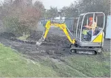  ?? ?? Working on one of the Rowley towpaths.