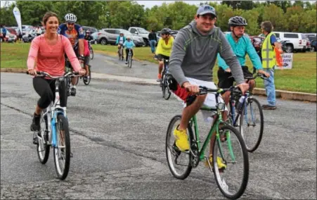  ?? DIGITAL FIRST MEDIA FILE PHOTO ?? A group of bicyclists participat­e in the first Ride for the River from Circle of Progress Drive in Pottstown. The group headed to Union Township Recreation Area before returning to Pottstown. Bicycling is great for fitness and the environmen­t. when...