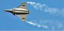  ?? Reuters ?? A Rafale fighter jet performs during the Aero India air show at Yelahanka air base in Bengaluru.