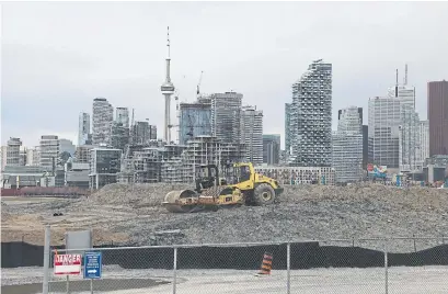  ?? RENÉ JOHNSTON TORONTO STAR FILE PHOTO ?? Toronto has an advantage over other densely packed cities looking to build smart neighbourh­oods because it has former industrial land on the waterfront that remains largely undevelope­d, said York University’s Natasha Tusikov.