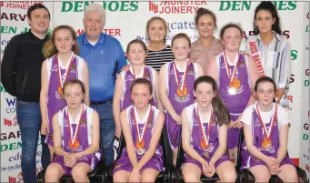  ??  ?? Scartaglen N.S girls who were runners-up in the senior girls A competitio­n