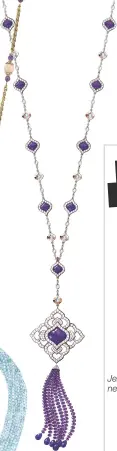  ??  ?? Jennifer Lopez wears Cascade necklace by Harry Winston