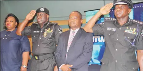  ??  ?? L-R: National Coordinato­r, Proactive Gender initiative, Mrs. Eshter Uzoma; Deputy Inspector General of Police (DIG) in Charge of ICT. Mr, Foluso Adebanjo; Executive Director, Policy and Legal Advocacy Centre, Mr. Clemet Nwankwo; and Inspector General...