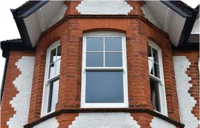  ??  ?? Right: Traditiona­l sash windows manufactur­ed and installed by The Sash Window Workshop. Price on applicatio­n