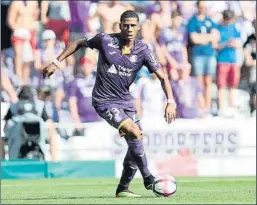  ??  ?? Todibo acaba contrato en junio y el Barça ya ha comunicado que quiere ficharle