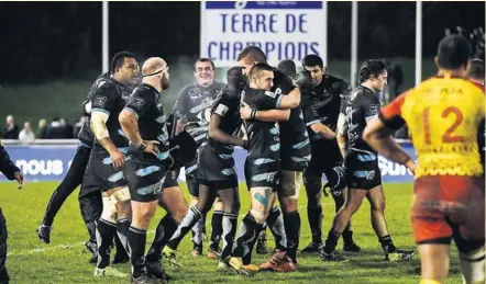  ?? Photo Icon Sport ?? Les Massicois peuvent être contents, ils se sont maintenu grâce notamment à de précieuses victoires au stade Jules-Ladoumègue. Celle face à Perpignan, actuel leader, le 16 mars dernier (16-11) en fait partie.