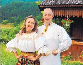  ?? COURTESY OF CONGREGATI­ON NAHALAT SHALOM ?? Husband and wife duo Cristian Florescu and Sonia Dion will perform and teach a number of dance workshops during KlezmerQue­rque 2019.