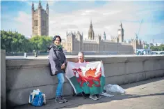  ?? ?? Vanessa Nathakumar­anm, from Harrow, and Anne, from Cardiff, were first in the queue