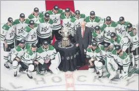  ?? JASON FRANSON - THE ASSOCIATED PRESS ?? Members of the Dallas Stars pose with the Clarence Campbell Bowl, awarded to the NHL’s Western Conference champions, after defeating the Vegas Golden Knights in overtime NHL Western Conference final playoff game action in Edmonton, Alberta, Monday, Sept. 14, 2020.