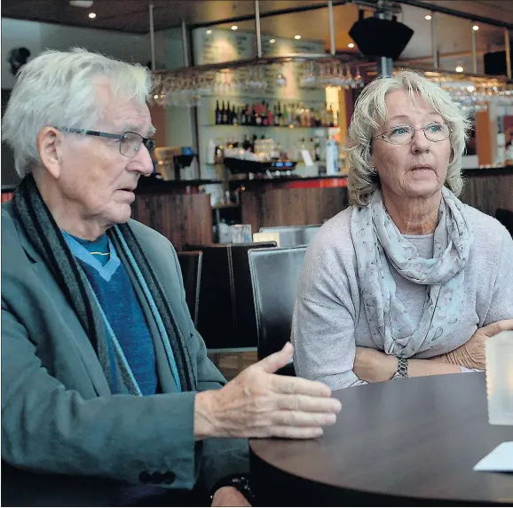  ??  ?? ADVARER: De tidligere ordførerne Alf-Eivind Ljøstad (fra venstre), Torill Rolstad Larsen og Einar Halvorsen advarer mot å flytte fylkeskomm­unen ut av