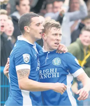  ?? Peter Hilton Photograph­y ?? ●● Ollie Norburn celebrates his goal