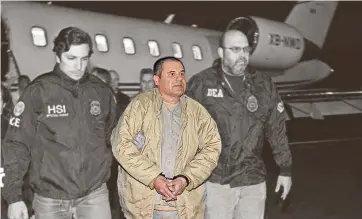  ??  ?? La extradició­n a la Unión Americana del líder del Cártel de Sinaloa, en enero del 2017