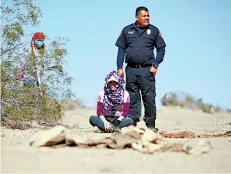  ?? ?? Brigada Internacio­nal inició la búsqueda de personas desapareci­das SERGIO CARO/ LA VOZ DE LA FRONTERA