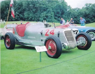  ?? BILL VANCE ?? The Ford V-8 Special was the first front-drive Indy racer with a fully independen­t suspension.