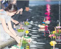  ??  ?? Loy Krathong at Kasetsart University.