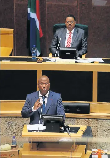  ?? Picture: SIBONGILE NGALWA ?? POINTING THE WAY: Finance MEC Oscar Mabuyane delivers his maiden budget speech at the Bhisho legislatur­e on Tuesday.