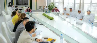  ??  ?? ↑
Brigadier Eid Mohammad Thani Hareb, Director of Anti-narcotics Department, talks with officials during a meeting.