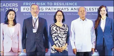  ??  ?? The Top Leaders Forum 2019 was attended by ARISE board member and Kokusai Kogyo Co. Ltd. chair and CEO Sandra Wu, ARISE board member and SM Prime Holdings executive committee chair Hans Sy, UNDRR SRSG Mami Mizutori, Defense Secretary Delfin Lorenzana and Leyte Rep. Lucy Torres-Gomez.