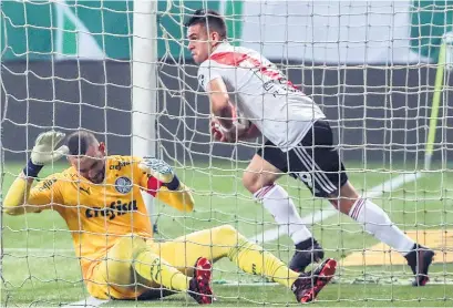  ?? Télam ?? Borré marcó el segundo gol de River.