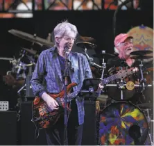  ?? Loren Elliott / The Chronicle 2015 ?? Phil Lesh performs at Levi’s Stadium in 2015. The musicians didn’t use a band name for the Fare Thee Well tour.