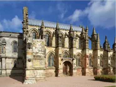  ?? PICTURES: PETER SMITH ?? Clockwise from far left: one of the many intricate Green Man carvings; the Lady Chapel; the exterior of Rosslyn Chapel; the stained glass window in the crypt; the new book, inset below