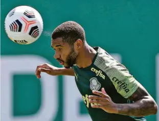  ?? Cesar Greco - 3.abr.21/palmeiras/divulgação ?? O atacante Wesley é uma das armas do Palmeiras para o duelo desta noite contra o Universita­rio, no estádio Monumental U, em Lima (PER)