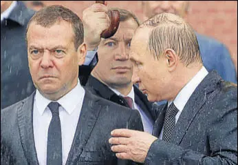  ?? REUTERS FILE ?? Russian Prime Minister Dmitry Medvedev (left) and President Vladimir Putin in Moscow.